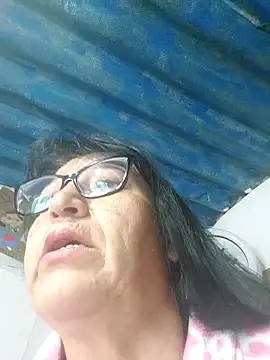 clarita 01 online show from March 9, 1:58 pm