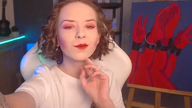 Snapshot of FascinatingEyess chatting on September 27, 6:48 pm FascinatingEyess online show from September 27, 6:48 pm