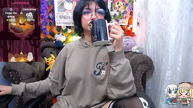 Snapshot of ravenn_20 chatting on October 14, 11:35 am ravenn 20 online show from October 14, 11:35 am
