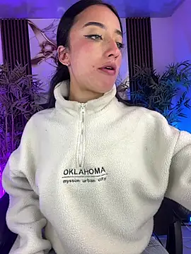 Ady 18 online show from February 7, 11:08 pm