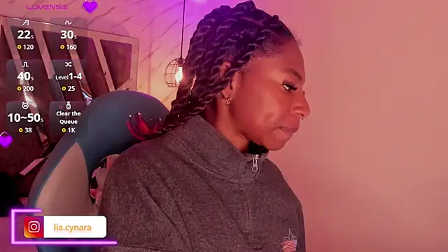 Queen perla  online show from October 13, 12:08 pm