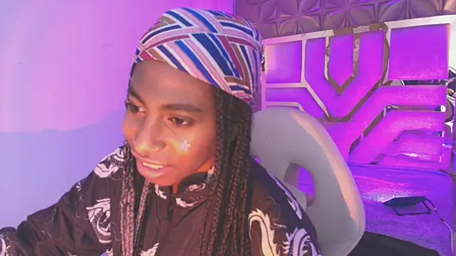 Queen perla  online show from March 31, 12:16 pm