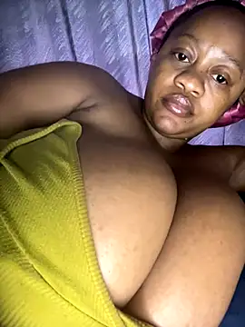 Chubbykarisma27 online show from November 4, 3:55 am