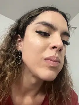 mariiahneedles online show from June 3, 4:34 pm