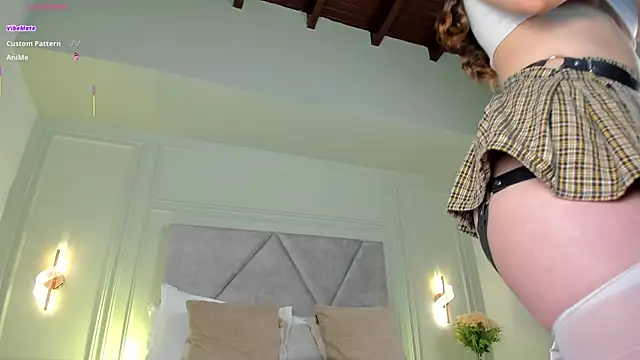  Miss Kimm online show from October 15, 11:35 am