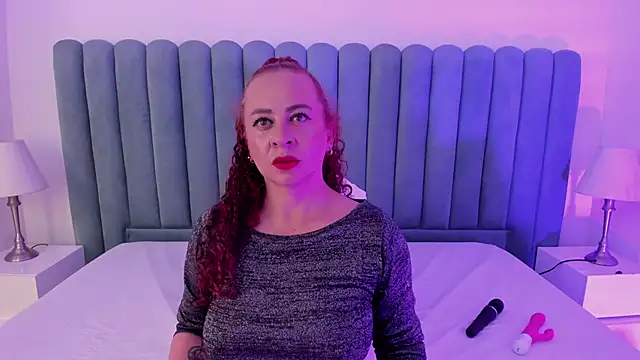 ChannelFox   online show from November 25, 7:47 pm