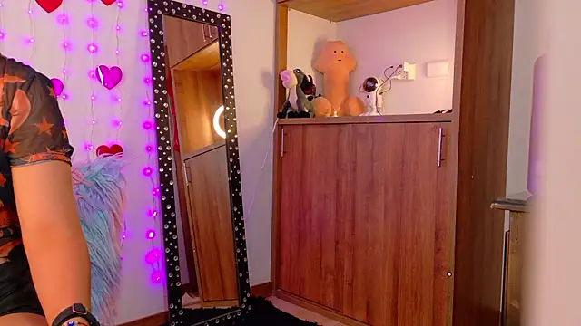 im anna  online show from February 26, 3:11 pm