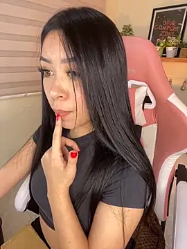 Snapshot of Starliee__ chatting on September 27, 4:19 am Starliee online show from September 27, 4:19 am
