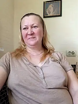 blondyaguar online show from September 12, 11:07 am