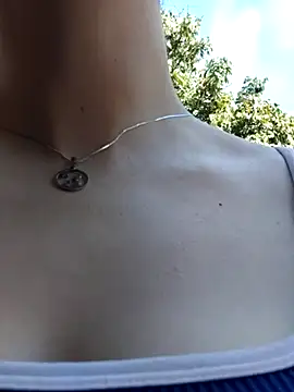 LisbethMoore  online show from January 17, 6:59 pm