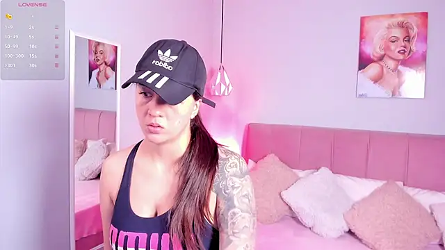 sophie alice  online show from October 7, 12:53 pm