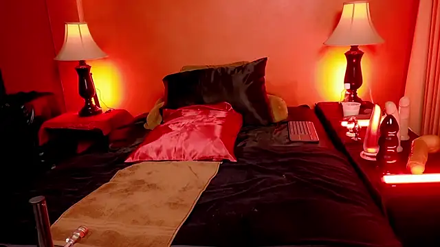 JenniferCD online show from November 14, 7:25 pm