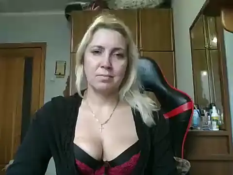 IrinaB1 online show from November 1, 11:47 am