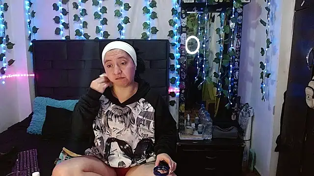 Snapshot of the_lesbian_game chatting on September 12, 2:45 am the lesbian game online show from September 12, 2:45 am