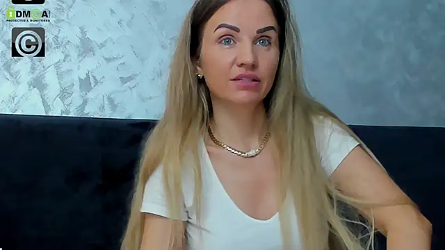 3lla Rose online show from October 5, 8:58 pm