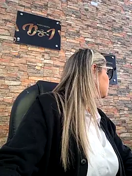 Cata Office-12 online show from December 5, 4:19 pm