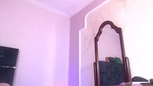 sexy-luna-star-ts online show from November 1, 6:50 am