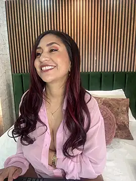 MonicaMoret online show from February 9, 12:29 pm