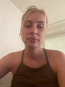 belle98 online show from July 1, 5:45 pm