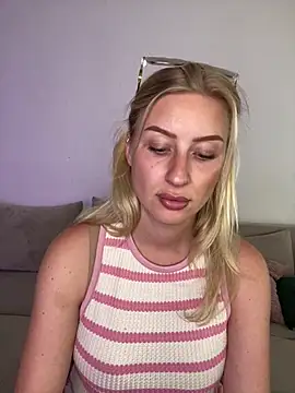 belle98 online show from July 12, 3:35 pm