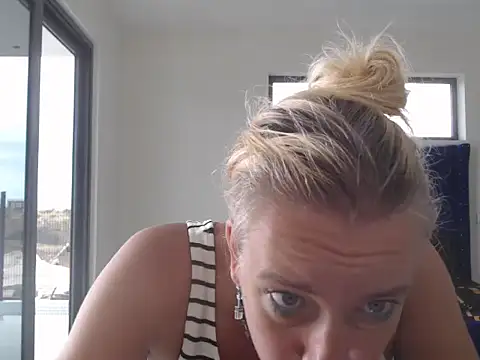 Wendysexyx online show from October 20, 4:10 pm