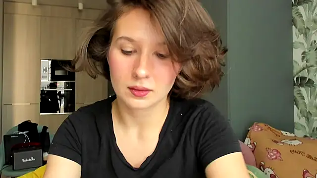 Lilith lutherlow online show from September 23, 1:53 pm