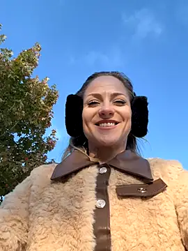 Snapshot of missdaisydiamond777 chatting on October 11, 3:15 pm missdaisydiamond777 online show from October 11, 3:15 pm