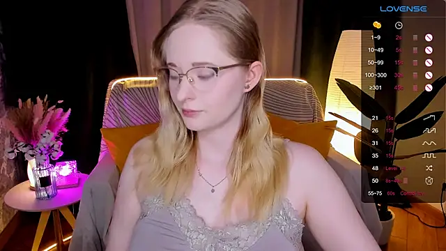 Aemilia  online show from February 20, 8:27 am