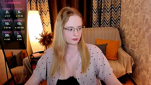 Aemilia  online show from September 15, 8:11 am