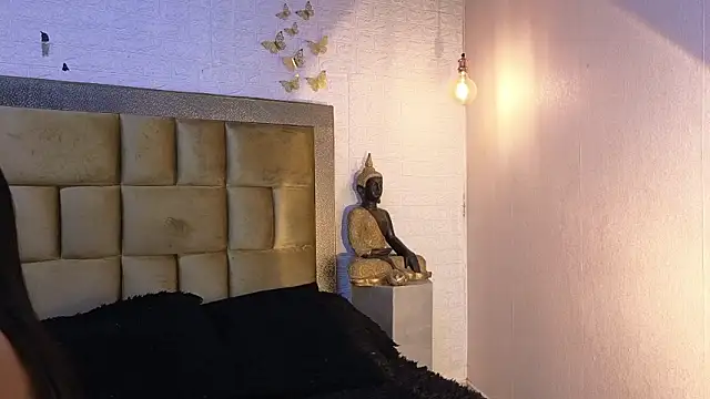 ximenawilliamss online show from January 31, 9:24 pm