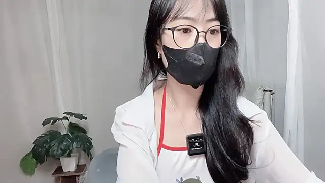 Snapshot of _minji_bae chatting on October 4, 4:33 pm  minji bae online show from October 4, 4:33 pm
