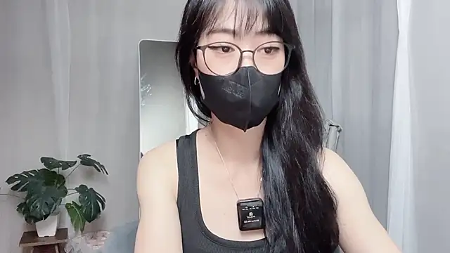 Snapshot of _minji_bae chatting on September 28, 5:51 pm  minji bae online show from September 28, 5:51 pm