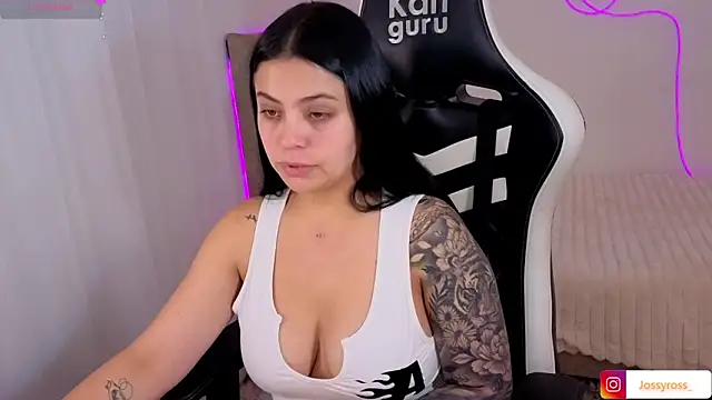 Victoryyy  online show from December 21, 6:23 pm