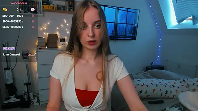 violet blue eyes online show from May 15, 12:52 pm
