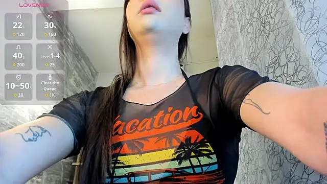 saracaball  online show from April 10, 7:03 am