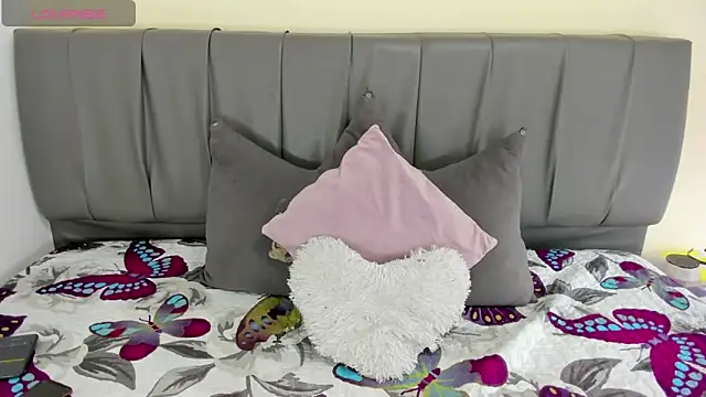 Cherllynn online show from November 27, 3:59 pm