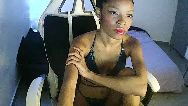 Crystal florez24 online show from September 18, 4:11 am