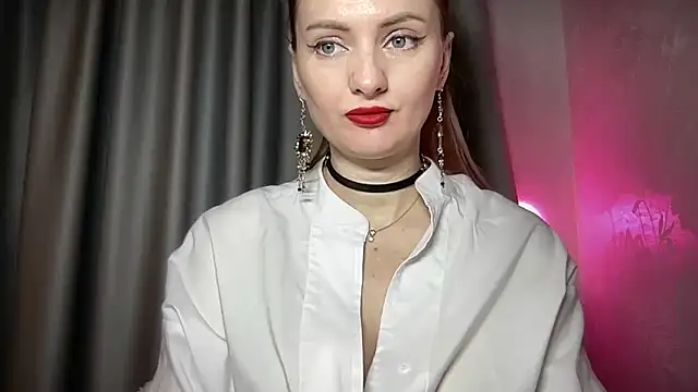 Snapshot of Viola_sweet chatting on October 19, 11:18 pm Viola sweet online show from October 19, 11:18 pm