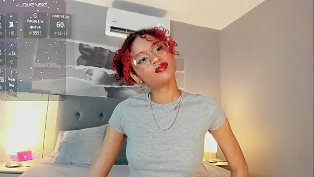 Aprillbrunette online show from September 15, 3:26 am