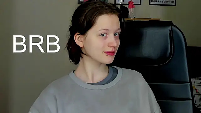 Alina Mills online show from January 18, 8:32 am