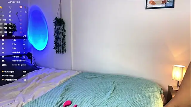 aleiasc online show from November 13, 1:04 am