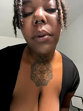 Goddess Nafeesha online show from December 1, 8:44 pm