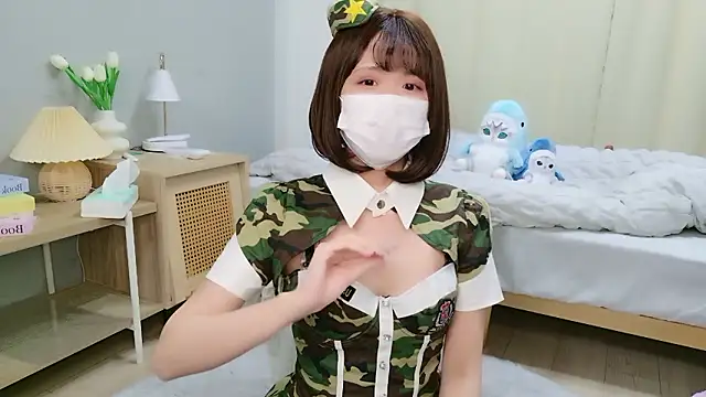 Sayuringo  online show from September 17, 2:26 pm