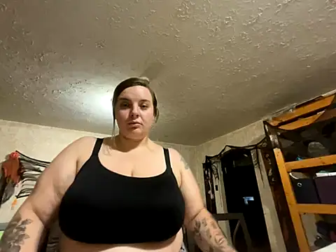 Snapshot of lairarose chatting on September 23, 4:49 pm lairarose online show from September 23, 4:49 pm