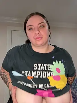 Snapshot of lairarose chatting on October 4, 2:11 pm lairarose online show from October 4, 2:11 pm