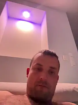 MateoKimiBi online show from April 22, 2:41 am