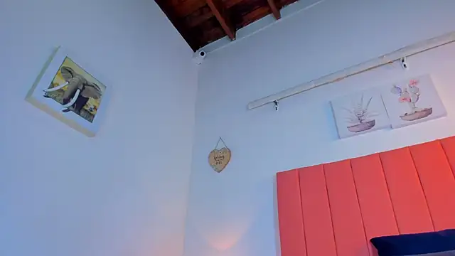 valen rose0 online show from November 29, 12:42 pm