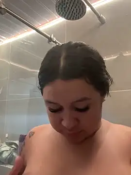 Pretty Isadora online show from January 15, 8:48 pm