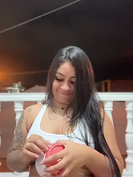 Pretty Isadora online show from November 19, 11:38 pm