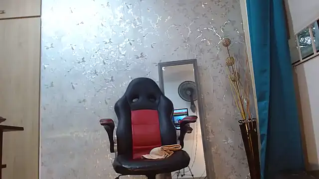 Samantabrown  online show from November 14, 11:32 am